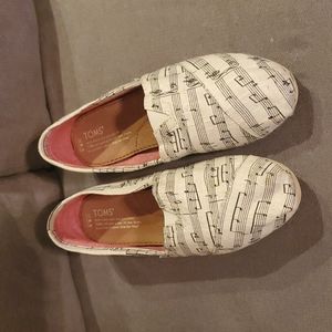 TOMS musical notes shoes.